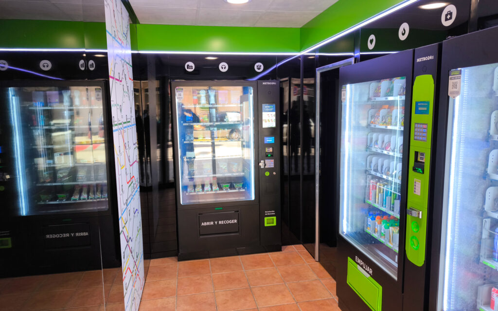Tienda METRO24st 24h — Badalona