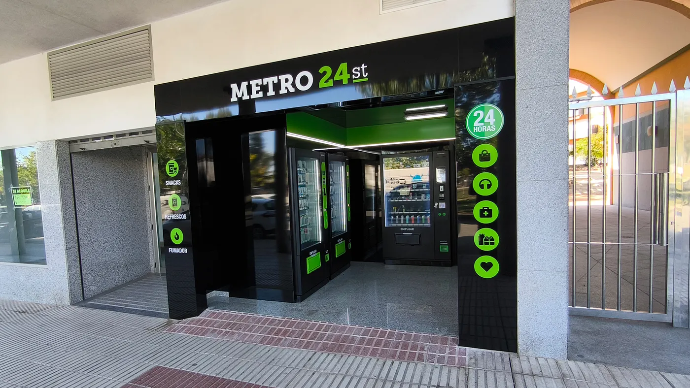 Fachada de tienda METRO24st en red asociada