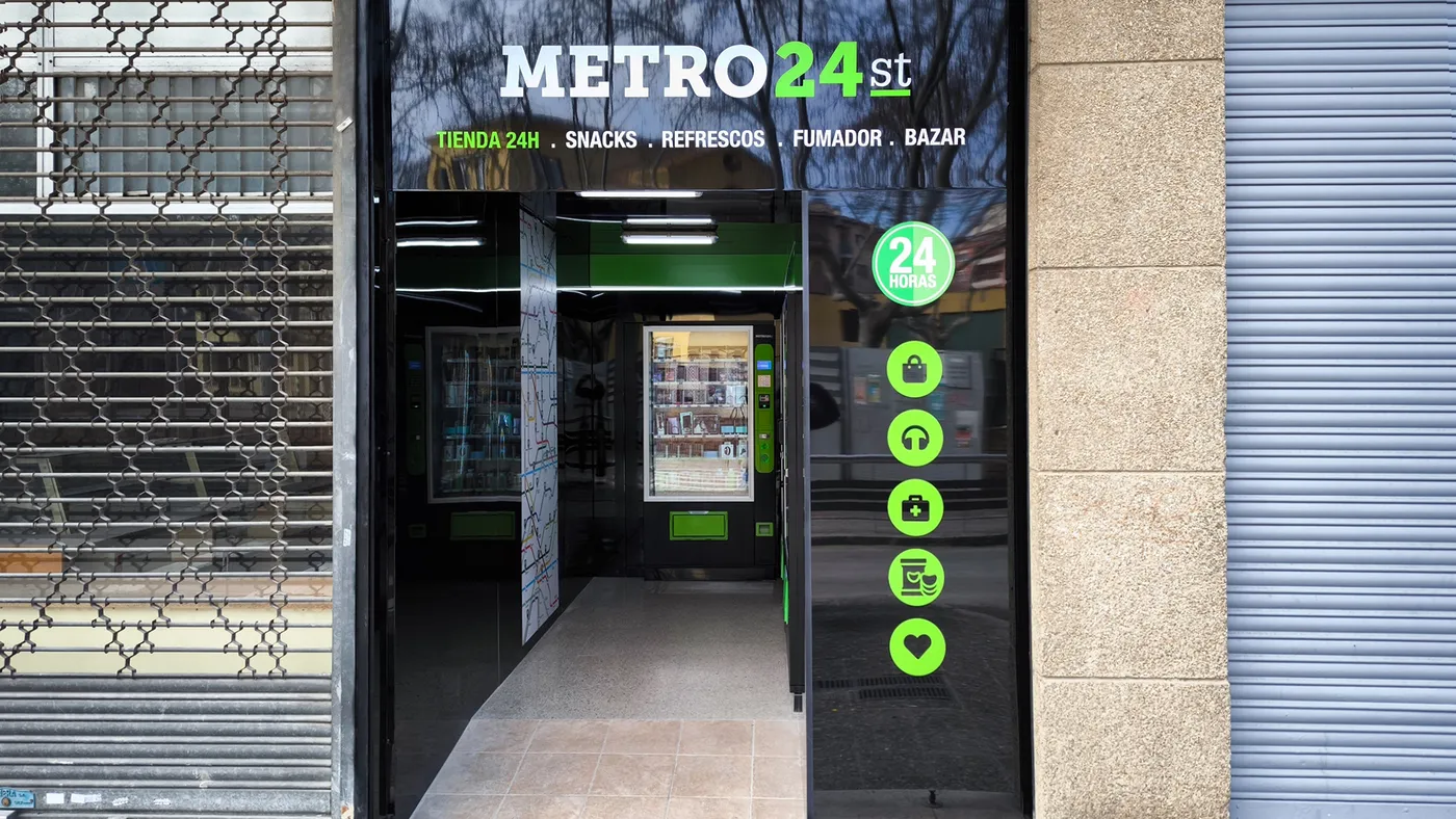 Fachada de tienda METRO24st — acceso 24h